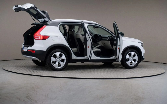 Volvo XC 40 cena 117899 przebieg: 59998, rok produkcji 2020 z Warszawa małe 211